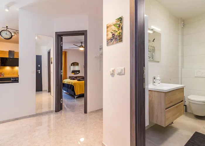 Pješčana Uvala Apartman