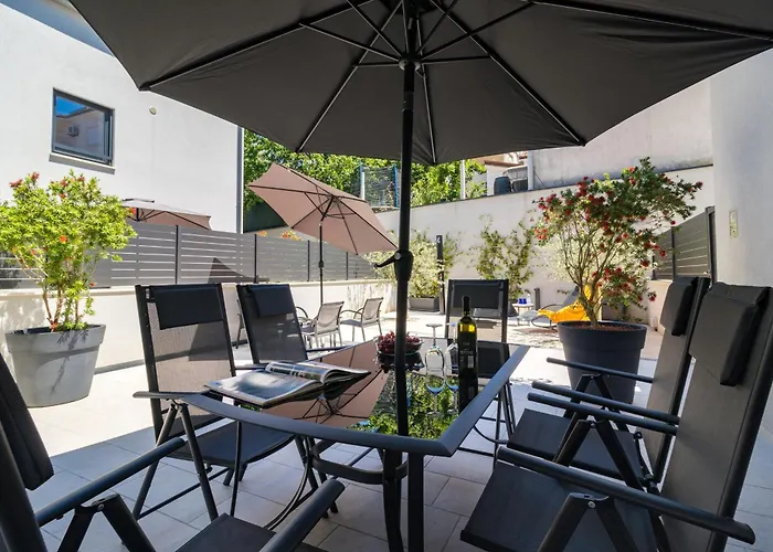 Pješčana Uvala Apartman