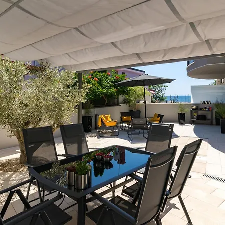 Appartement Pjescana Uvala