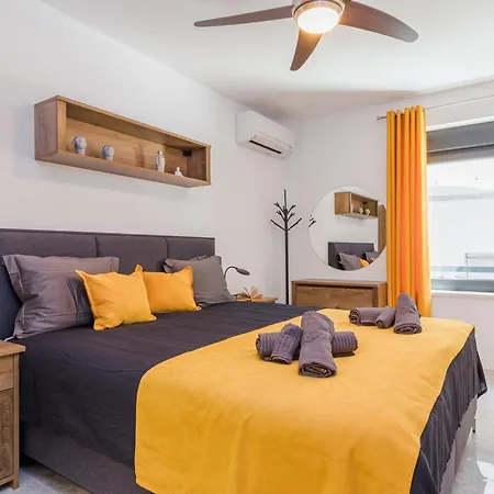 Pjescana Uvala Pjescana Uvala