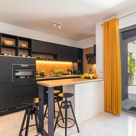 Pjescana Uvala Apartment Pjescana Uvala
