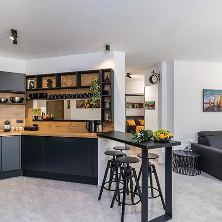 Apartment Pjescana Uvala